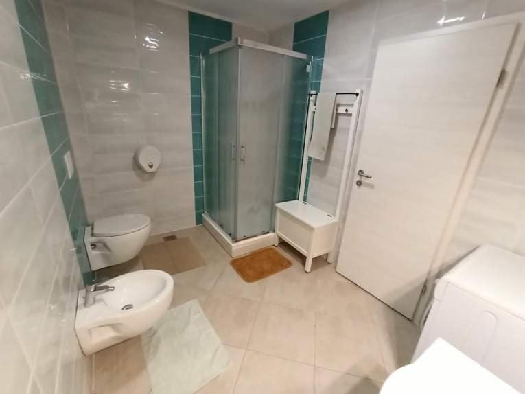 Oasis Apartment โบเว็ก ภายนอก รูปภาพ