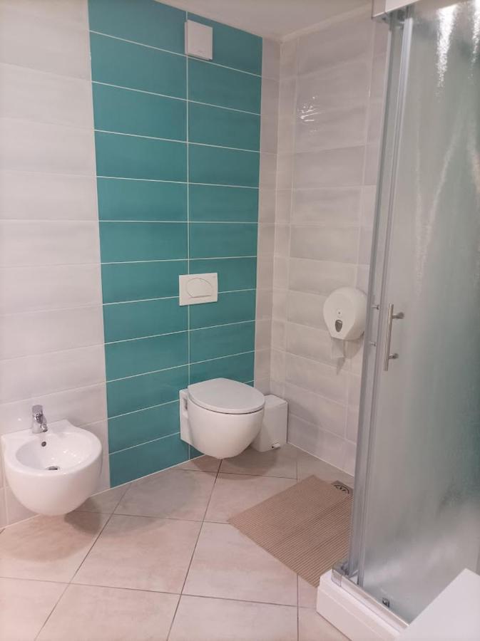 Oasis Apartment โบเว็ก ภายนอก รูปภาพ