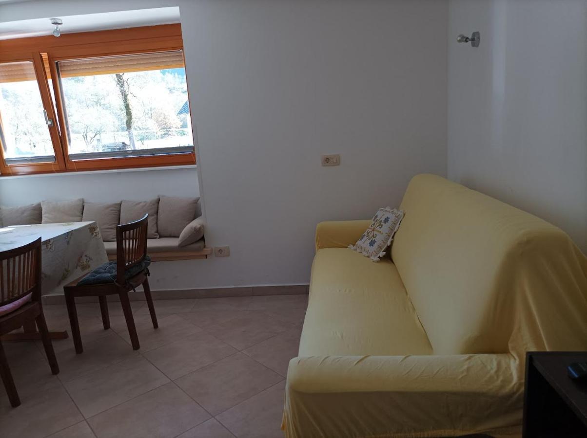 Oasis Apartment โบเว็ก ภายนอก รูปภาพ