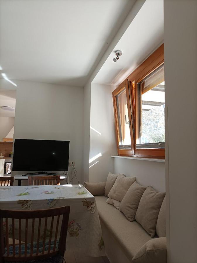 Oasis Apartment โบเว็ก ภายนอก รูปภาพ