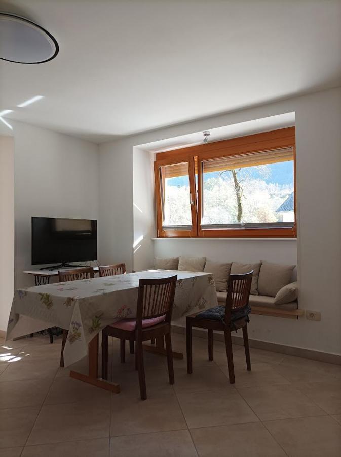 Oasis Apartment โบเว็ก ภายนอก รูปภาพ